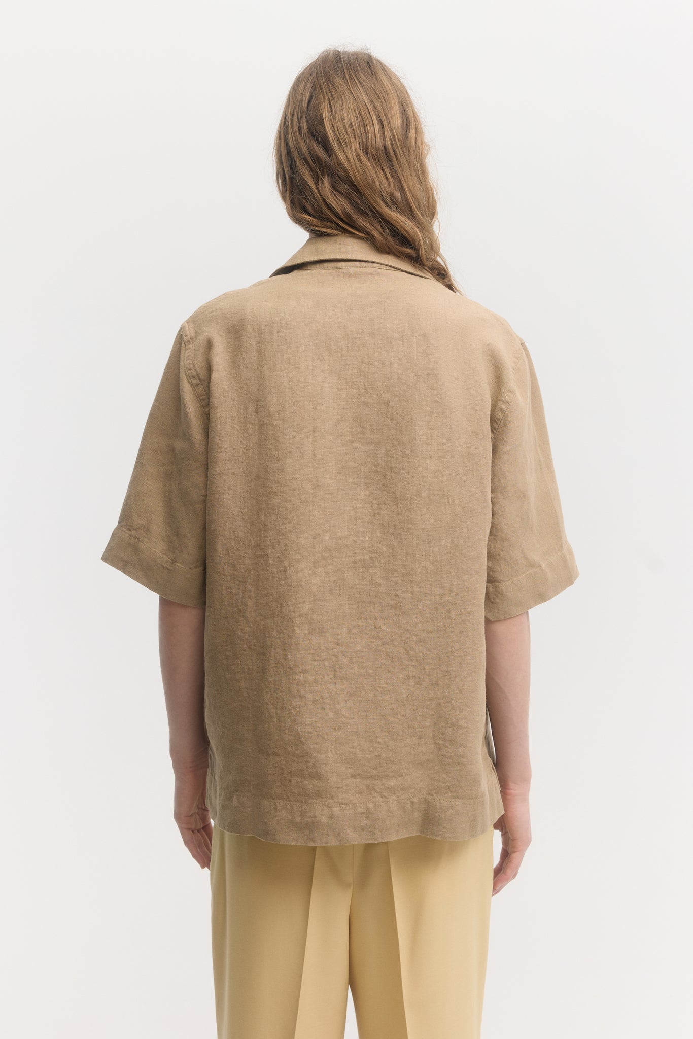 Dark sand linen relaxed fit short sleeve shirt