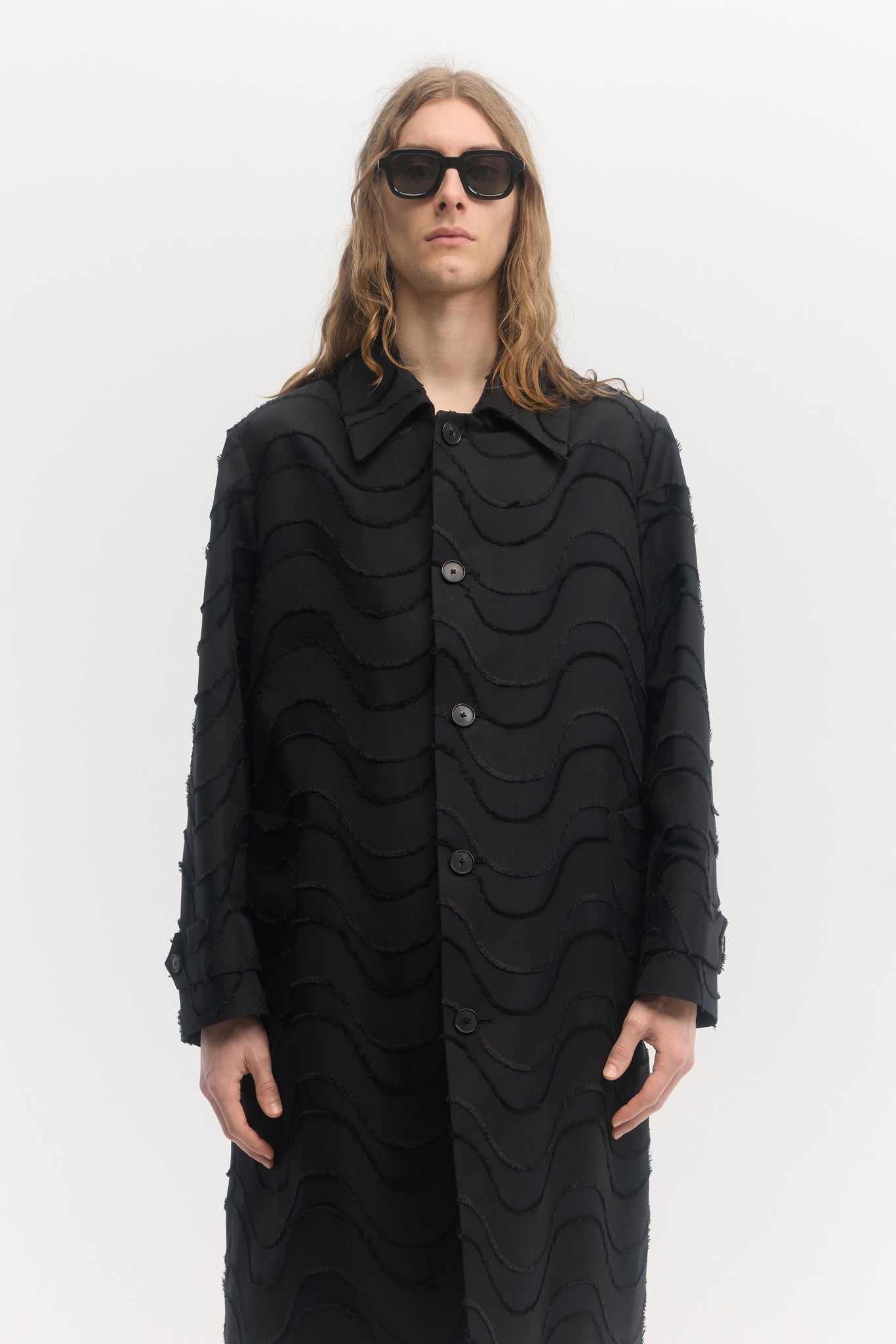 Black wave cut jacquard light coat