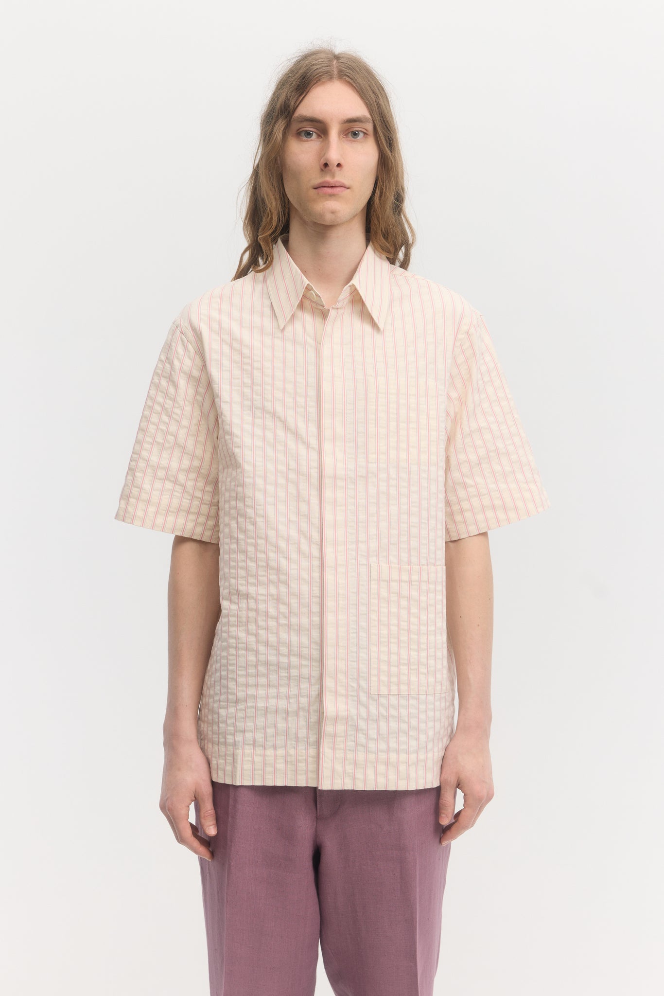 Pink stripe seersucker short sleeve relaxed fit shirt