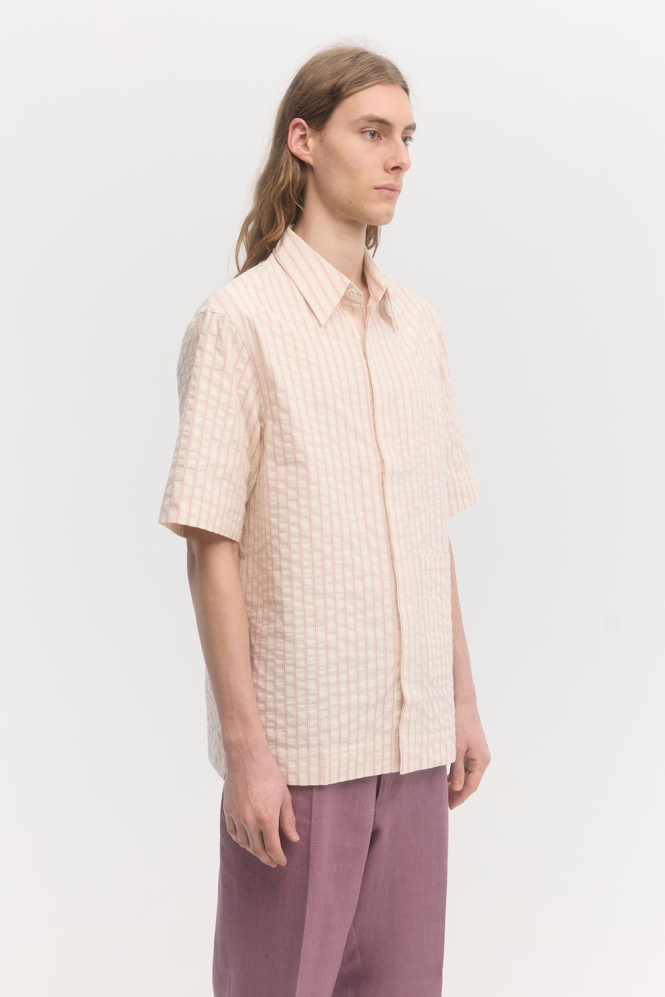 Pink stripe seersucker short sleeve relaxed fit shirt