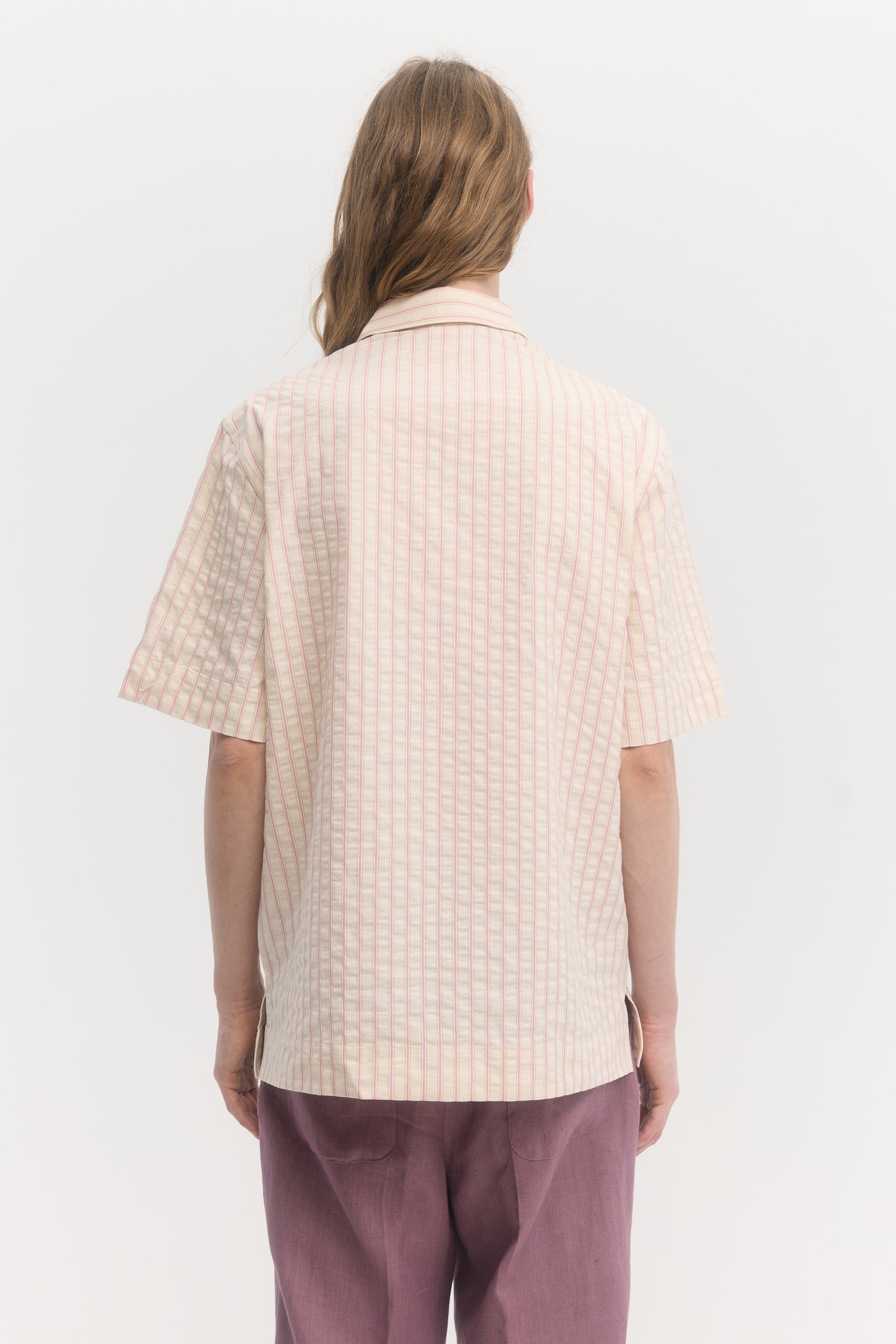 Pink stripe seersucker short sleeve relaxed fit shirt