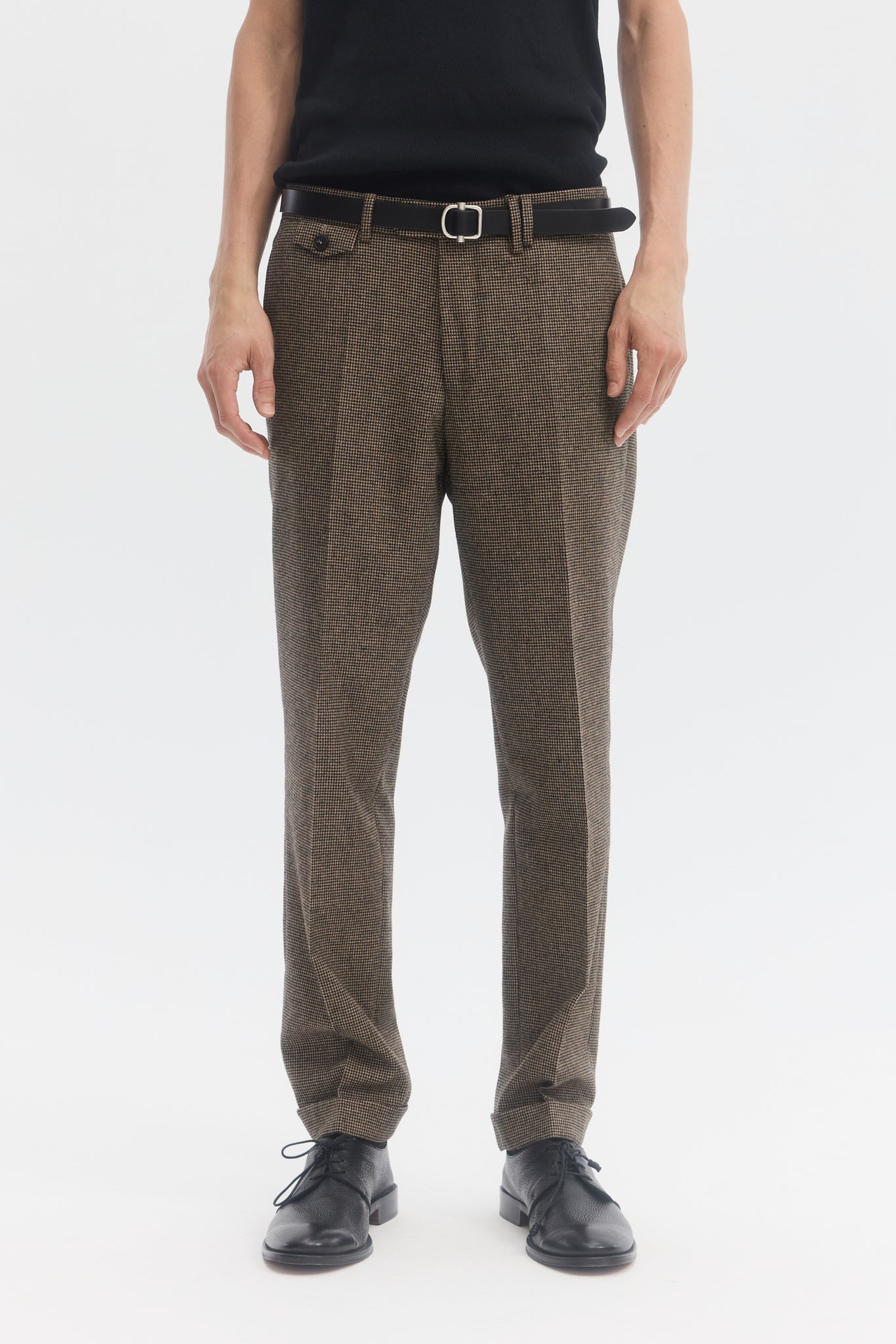 Brown houndstooth wool tapered trousers