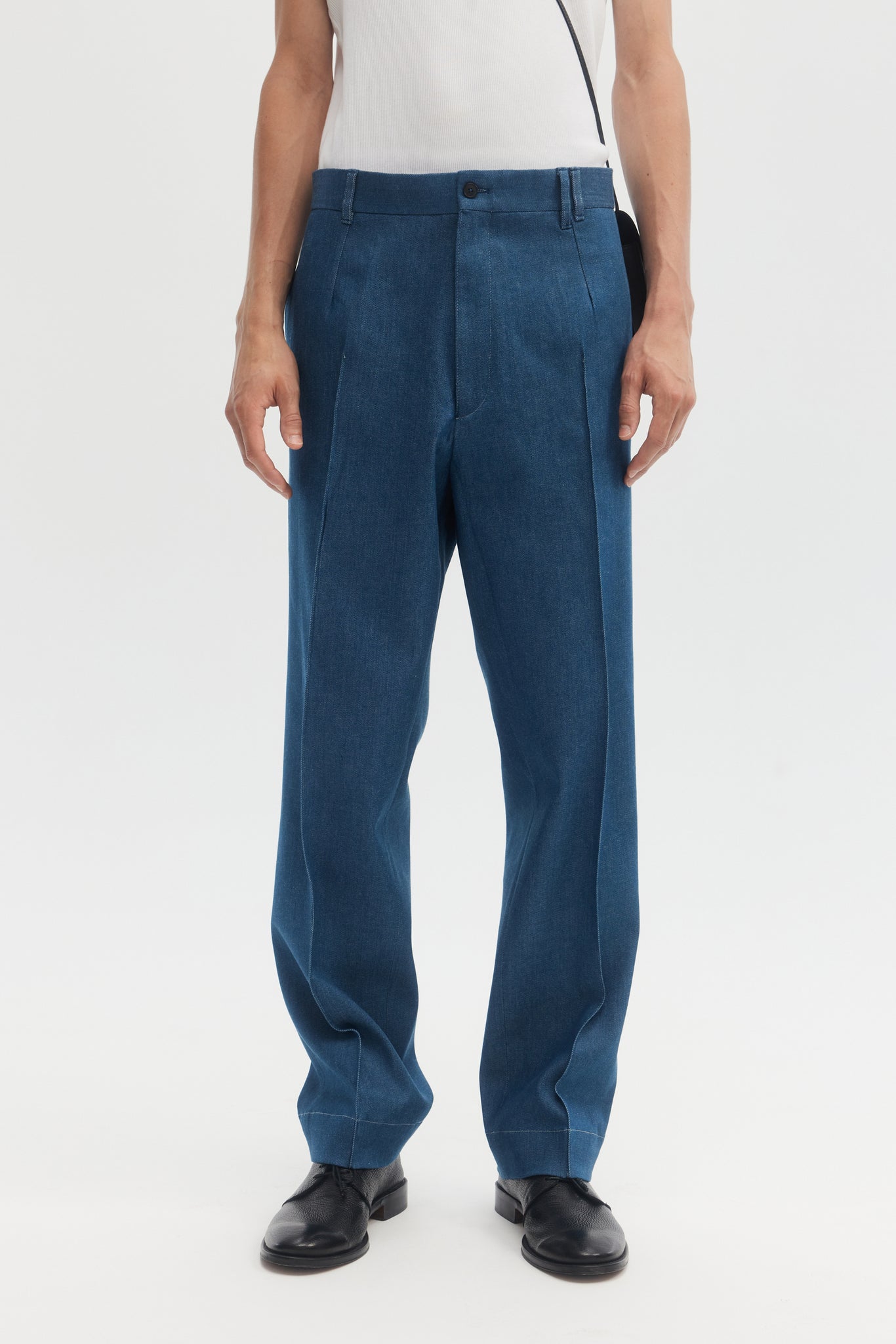 Blue denim pleated straight trousers